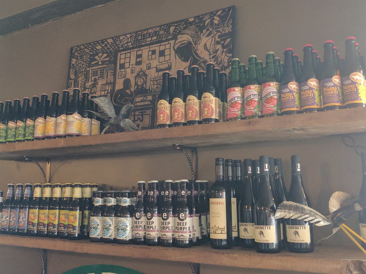 PLG Coffee House and Tavern
